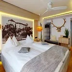 Hotel Adler