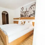 Hotel Adler