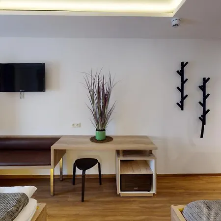 Adler 골링안데살자흐