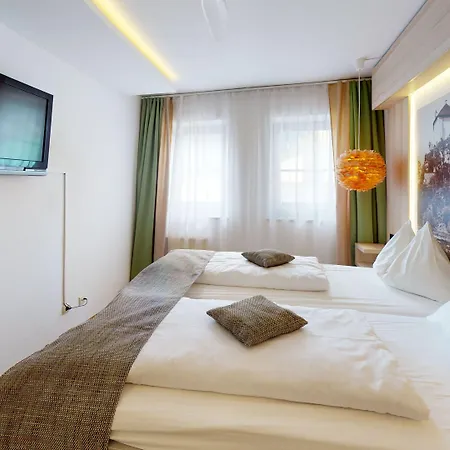 Adler Hotel