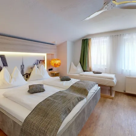 Hotel Adler